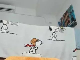 Offline onehotblonde on CamSoda