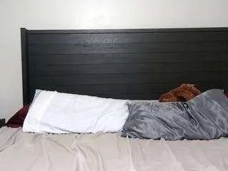 Offline queenlolaxxx on CamSoda