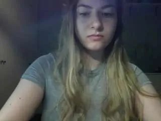 Offline rosiejune on CamSoda