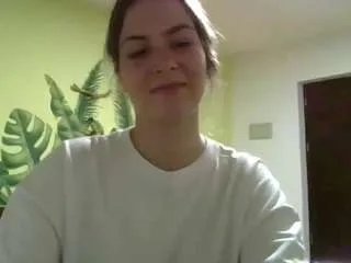 Offline rosiejune on CamSoda