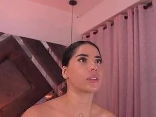 samantha-lw on CamSoda 