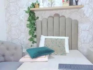 Offline scarlett-bm on CamSoda