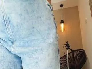 Offline sharlotte-milk on CamSoda