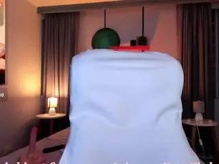 Offline sheyla-hills on CamSoda