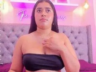 Freechat sophiia-77 on CamSoda