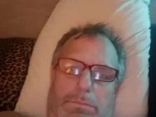 Freechat soringer007 on CamSoda