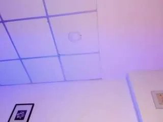 Freechat vaioleth-adams on CamSoda