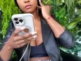 yettzaretth on CamSoda 