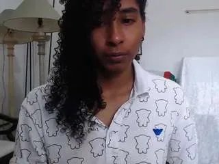 Offline yohatinelly on CamSoda