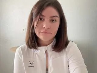 Offline youramy on CamSoda