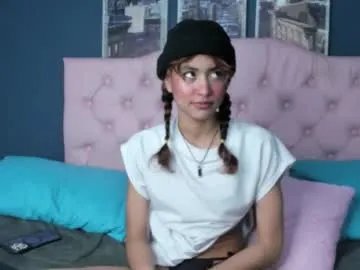 Freechat applehot_lr on Chaturbate