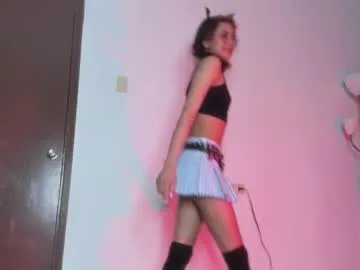 Freechat applehot_lr on Chaturbate