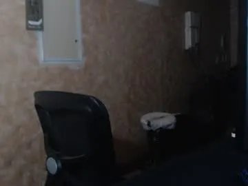 Private chelseagrinox on Chaturbate