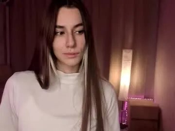 Freechat christinfinnie on Chaturbate