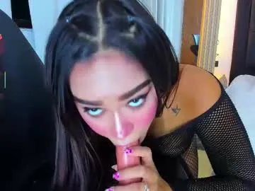 Freechat coraline_v on Chaturbate