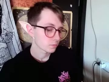 Freechat cosmonudes on Chaturbate