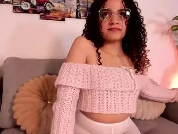 Freechat dahliabrowniee on Chaturbate