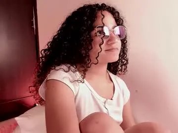 Freechat dahliabrowniee on Chaturbate
