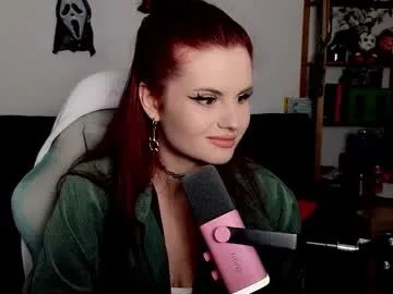 Freechat dellacrush_ on Chaturbate