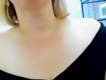 Freechat erikalov on Chaturbate