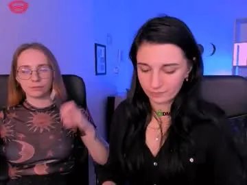 Freechat evelina_sun_ on Chaturbate