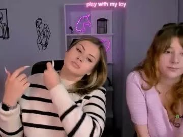 Freechat evelina_sun_ on Chaturbate