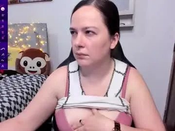 Freechat hidianapaola on Chaturbate