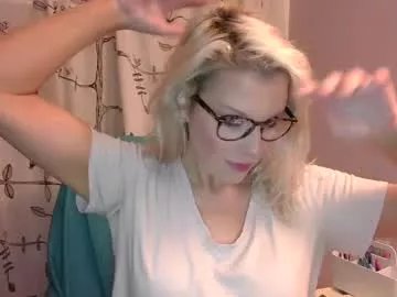 holly_bourbon on Chaturbate 