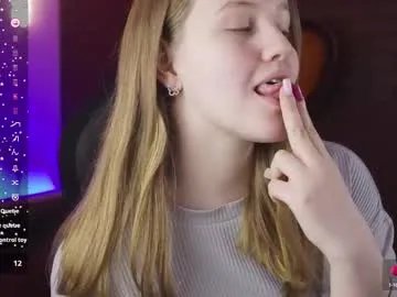 Freechat kellypoter on Chaturbate