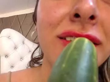 Freechat lunitadiva on Chaturbate