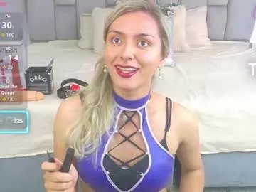 Freechat lunitadiva on Chaturbate