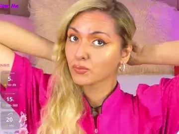 Freechat lunitadiva on Chaturbate