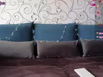 Freechat mari_pussik on Chaturbate