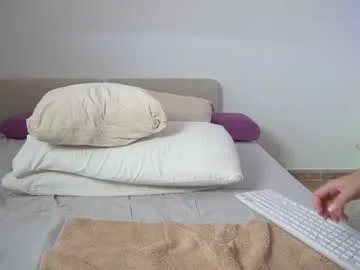 Freechat new_dee on Chaturbate