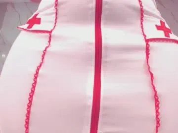 sara_rozze on Chaturbate 