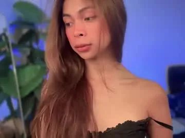 Freechat suckablechick on Chaturbate