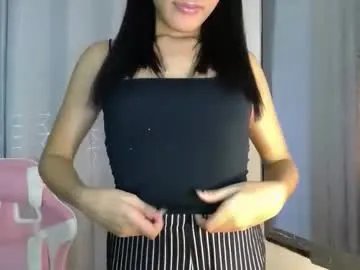 Freechat sweet_trishaxx on Chaturbate