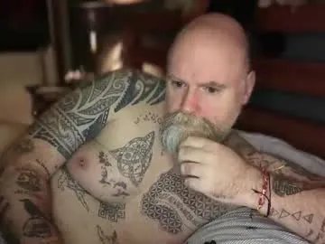 tattooeddilf01 on Chaturbate 
