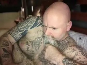 tattooeddilf01 on Chaturbate 