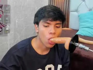 Freechat thiago_kozak on Chaturbate