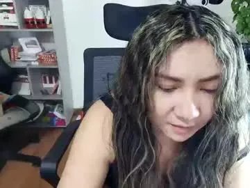 Freechat vellarossa on Chaturbate