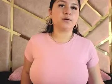 Freechat zafiro_claire on Chaturbate