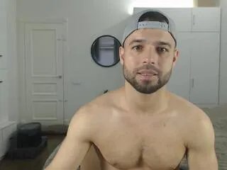 Offline andres_hot on Flirt4Free