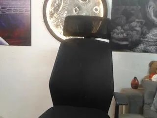 Freechat benjamin_cooperk on Flirt4Free