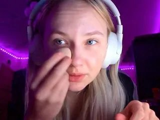 berenice_swann on Flirt4Free 