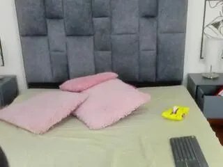 Freechat brenda_karter on Flirt4Free