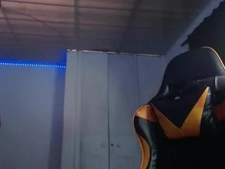 Offline chrys_harris on Flirt4Free