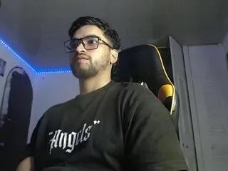 Offline chrys_harris on Flirt4Free