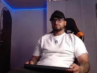 Offline chrys_harris on Flirt4Free