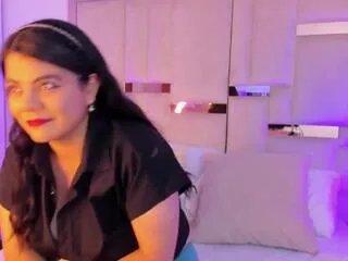 Freechat deynar_williams on Flirt4Free